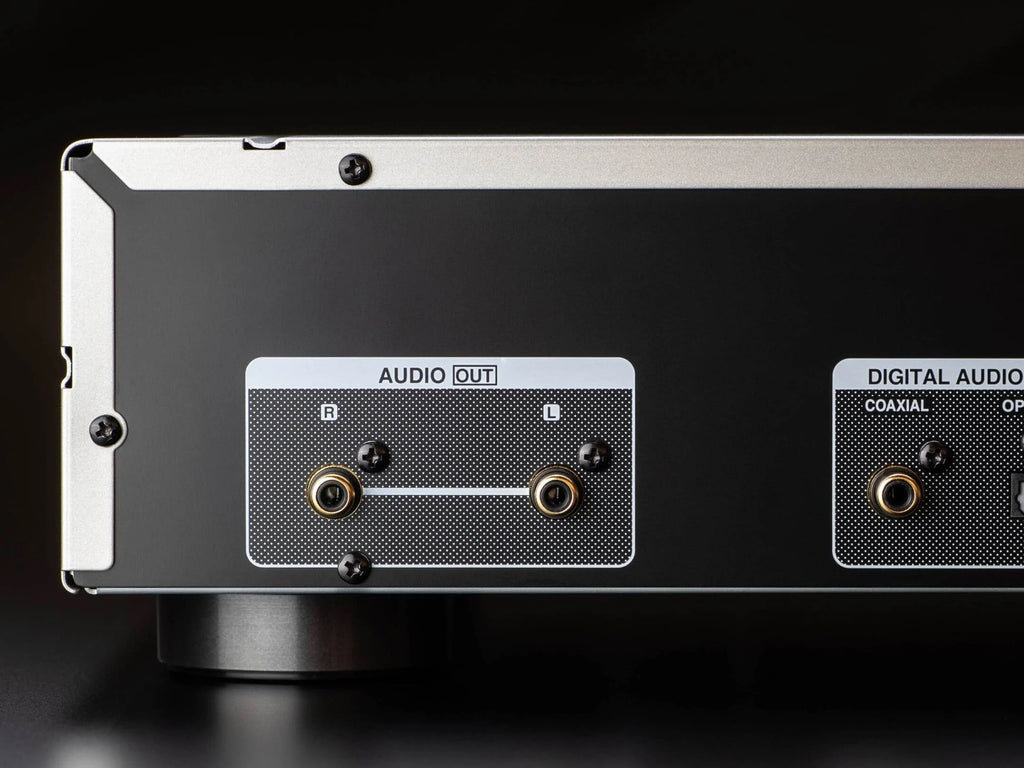 DCD-900NE CD Player with AL32 Processing Plus, 192kHz/32-bit DAC & USB