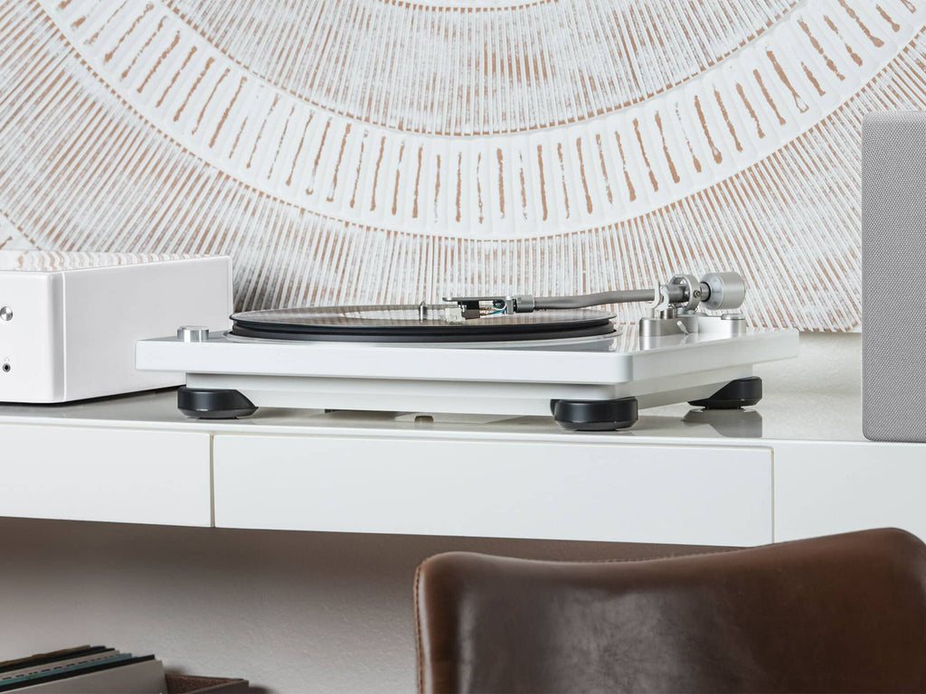 DP-400 Premium Fully Automatic Belt-Drive Hi-Fi Turntable