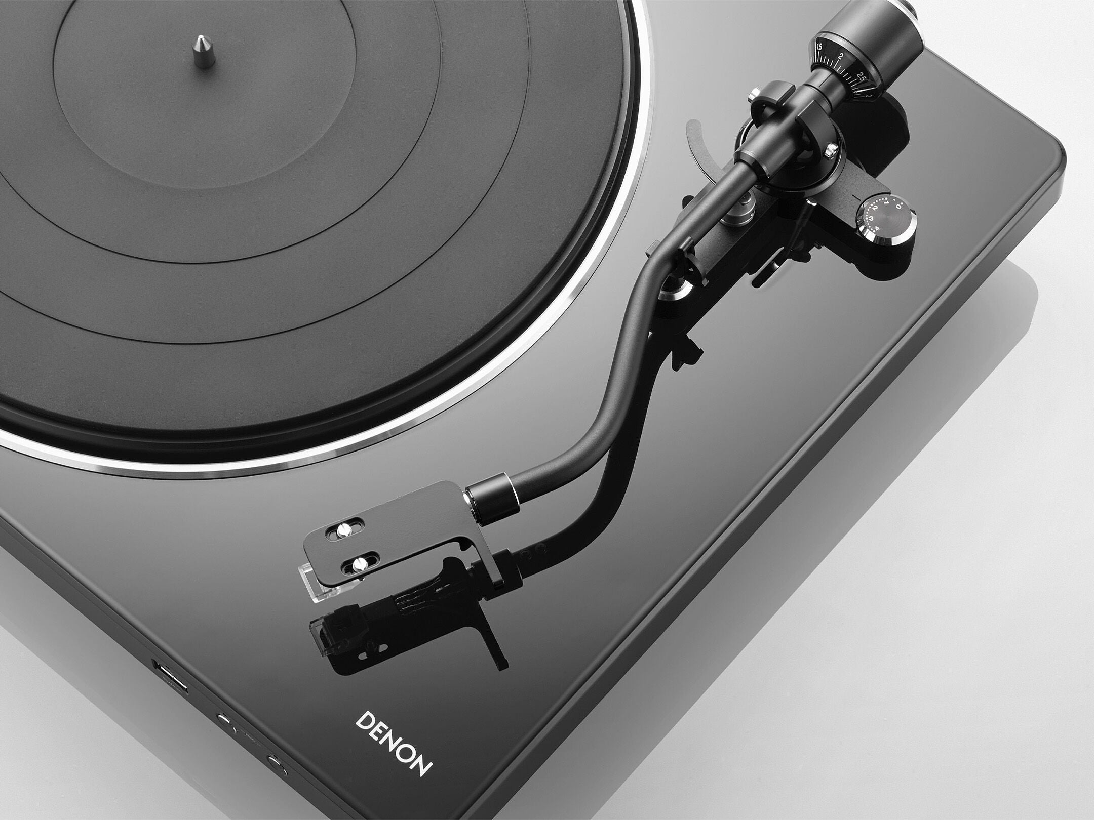 DP-450USB Premium Fully Automatic Belt-Drive Turntable with USB Recording