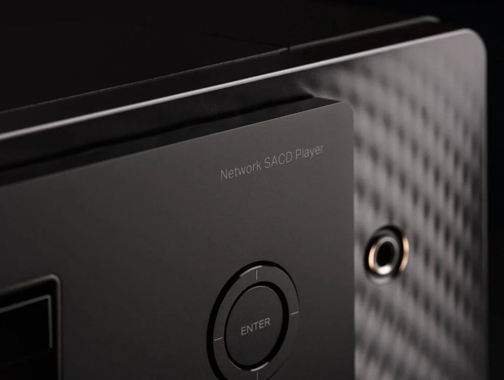 SACD 30n — Premium SACD / CD Player Powered by HEOS™ with Custom HDAM